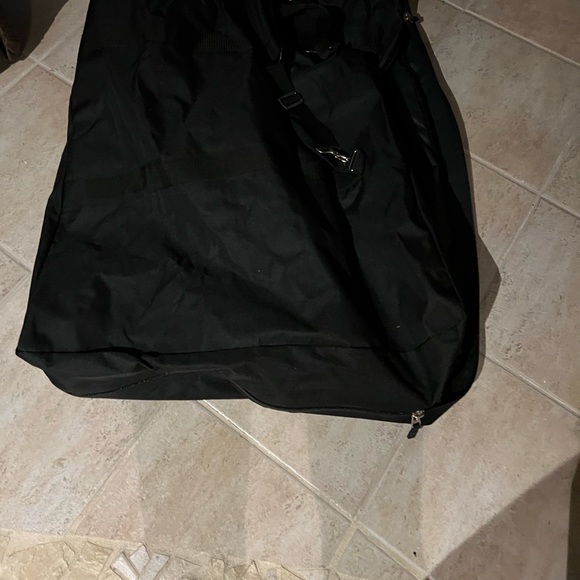 Masage Table - Picture 2 of 3